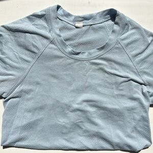 Lululemon Swiftly Tech Short-Sleeve Shirt 2.0 *Hip Length